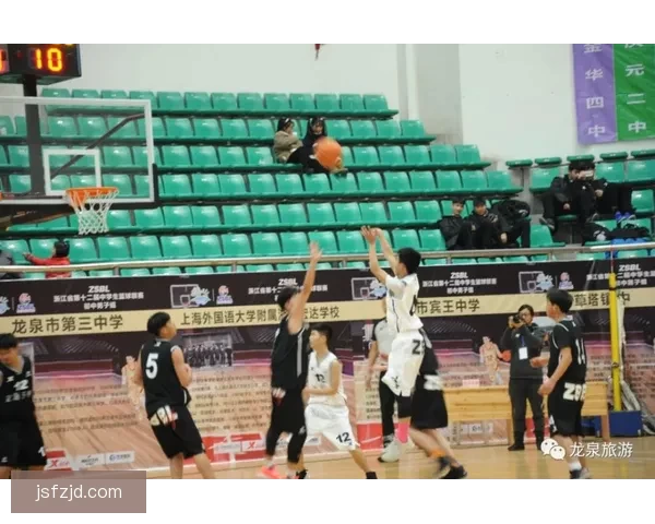 全景nba格里芬百大扣篮，哪一记最能燃爆你的篮球热血？ 